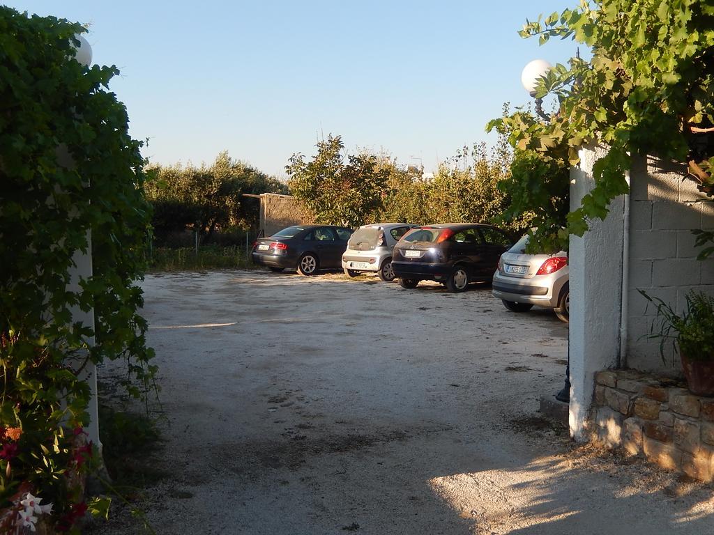 Deidamia Hotel Skyros Exterior photo